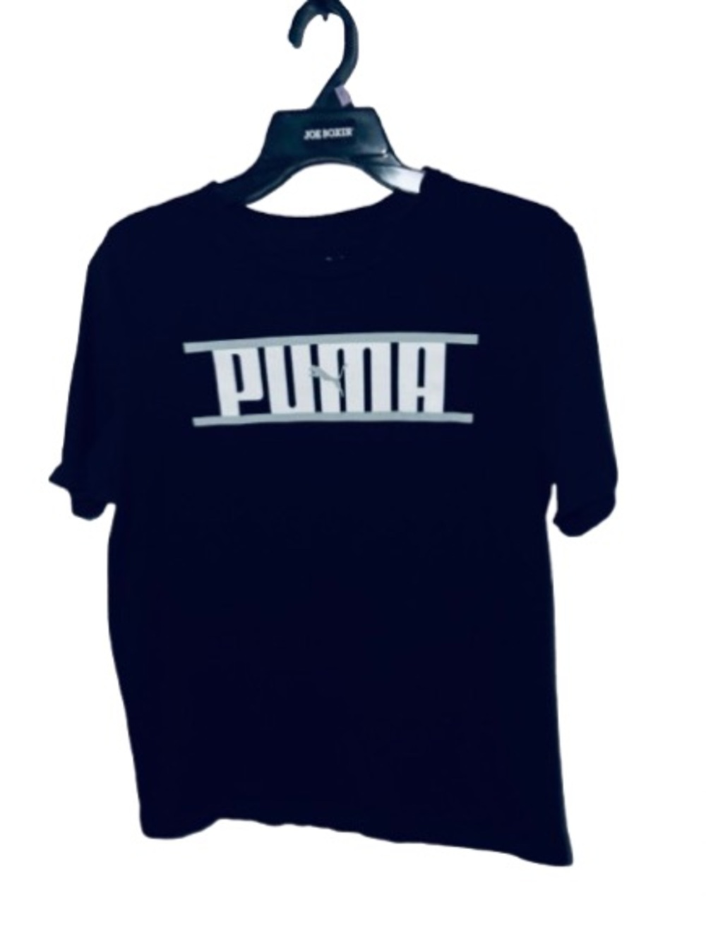 Puma t-shirt featuring a white graphic logo Medium